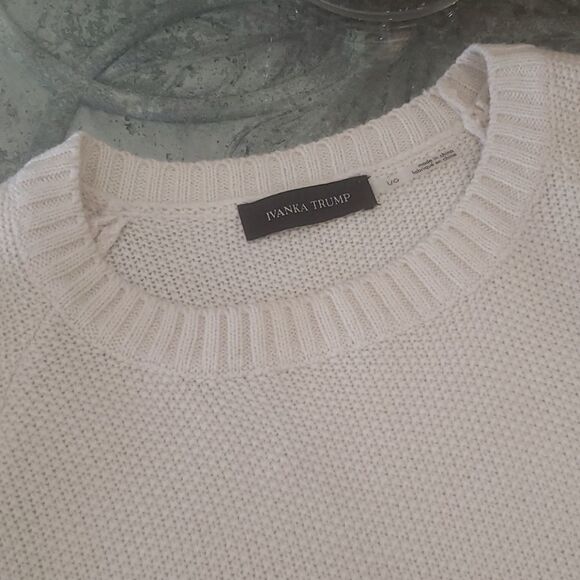 IVANKA TRUMP ASYMMETRIC SWEATER - Picture 4 of 8